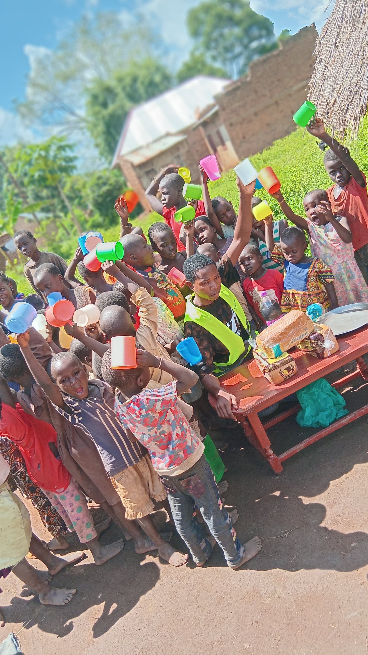 HELP MUTAKI FEED OVER 100 KIDS IN UGANDA 