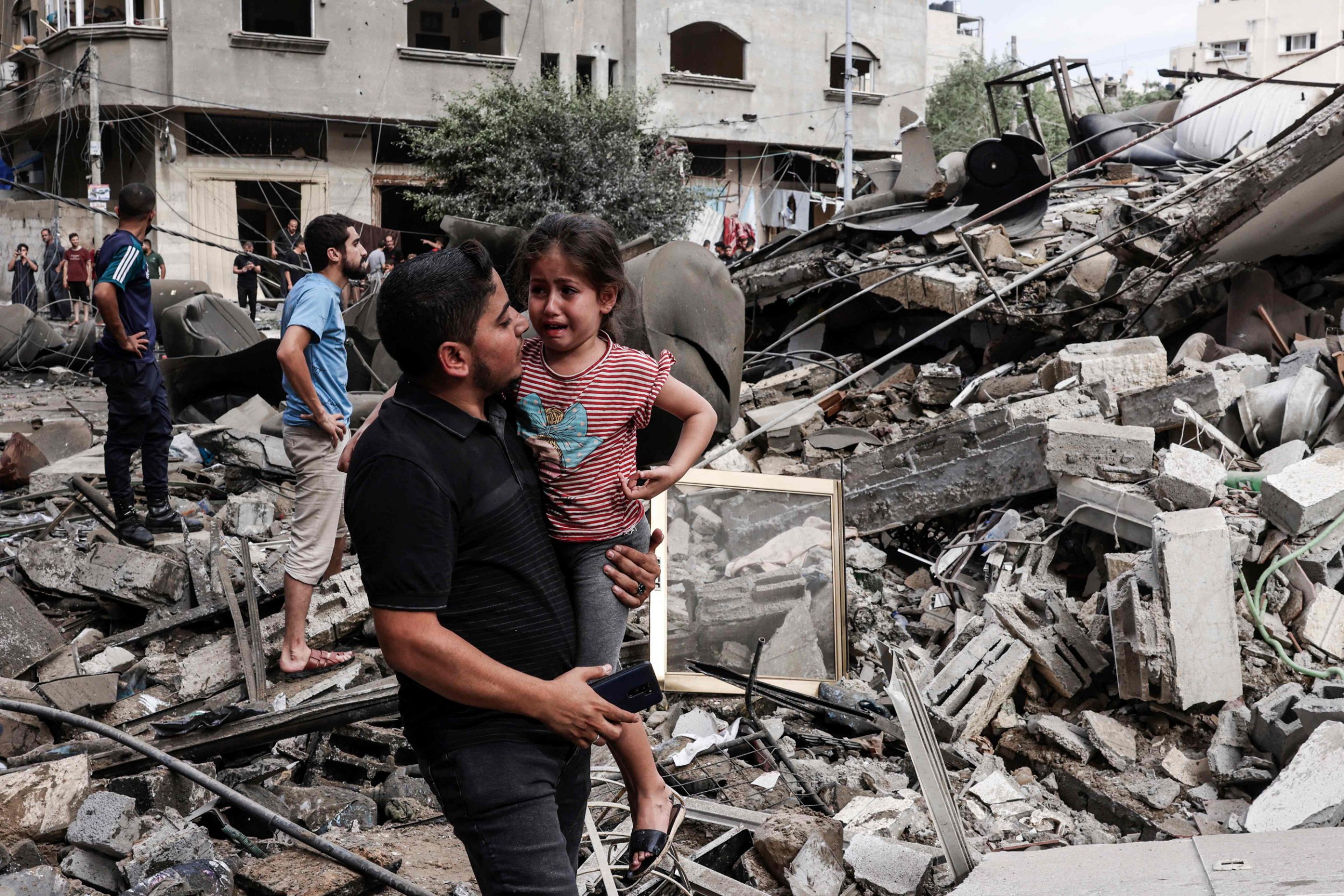 HELP POOR GAZA CHILDREN REBUILD THEIR LIVES 